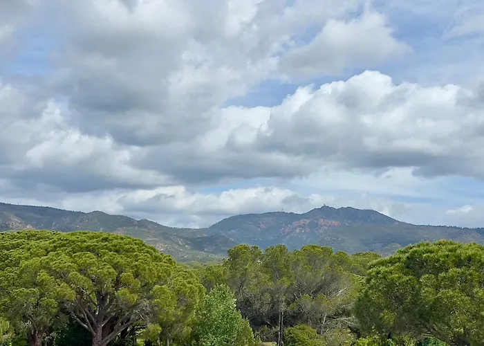 شقة Appartement 4 Personnes Entierement Renove En Oct 25 Domaine De Valescure