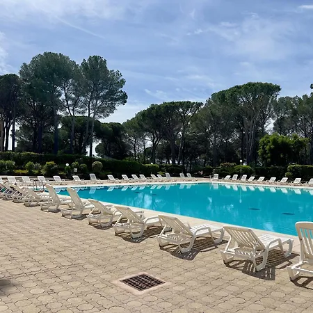 4 Personnes Dans Golf De Valescure 2 *