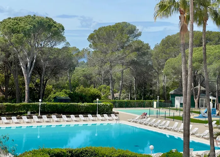 Appartement 4 Personnes Entierement Renove En Oct 25 Domaine De Valescure